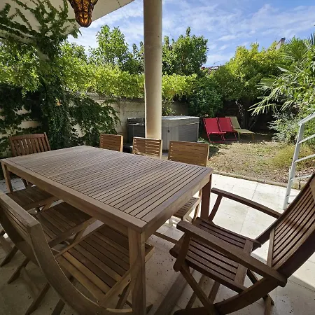 Le Bienheureux, Le Calme En Et Jardin شقة *