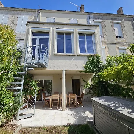 Le Bienheureux, Le Calme En Et Jardin شقة *