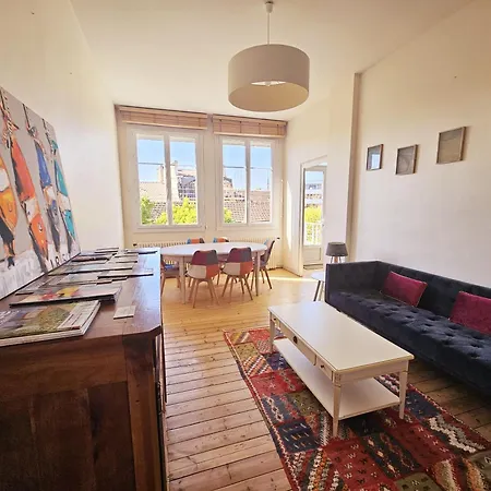 Le Bienheureux, Le Calme En Et Jardin