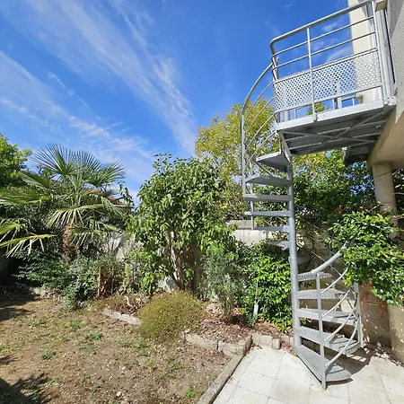 Le Bienheureux, Le Calme En Et Jardin * Angouleme