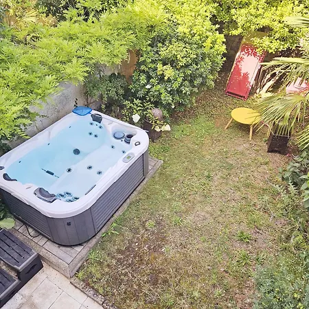 Le Bienheureux, Le Calme En Et Jardin Angouleme