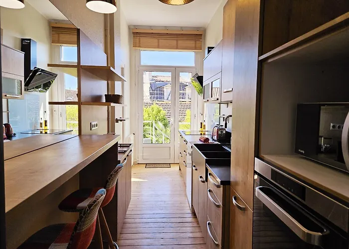 Le Bienheureux, Le Calme En Et Jardin Apartment