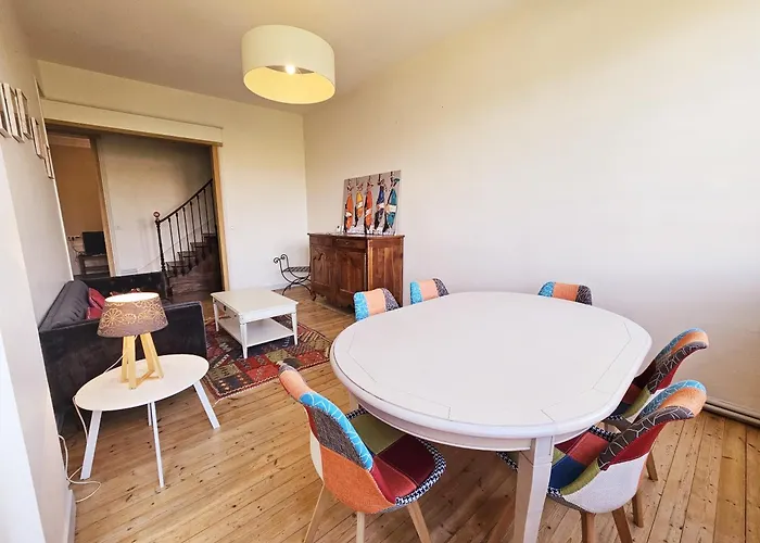 Apartment Le Bienheureux, Le Calme En Et Jardin